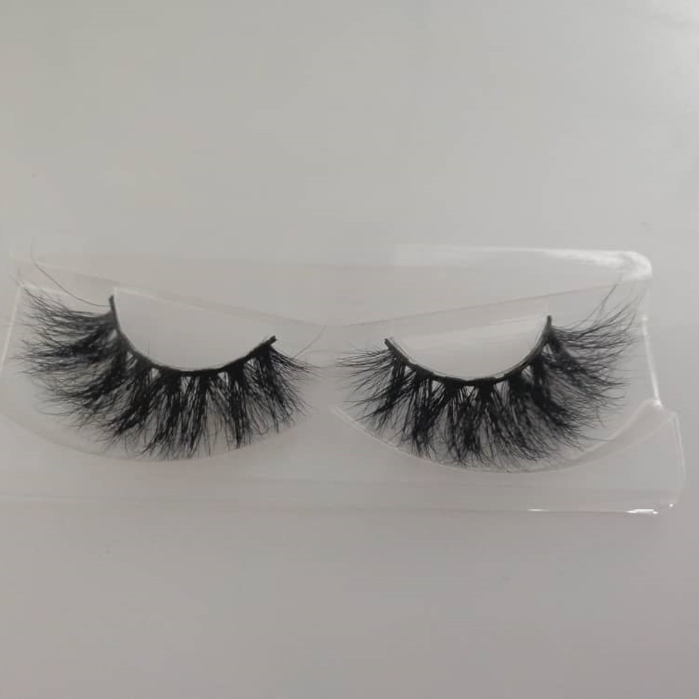 The Brittnee Lash
